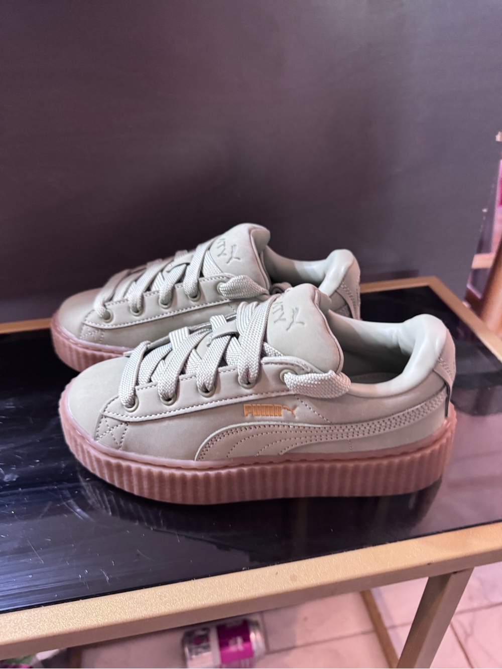Puma Kids Mint Green Low-Top Sneaker with Gold Logo Brans New! - Picture 14 of 15